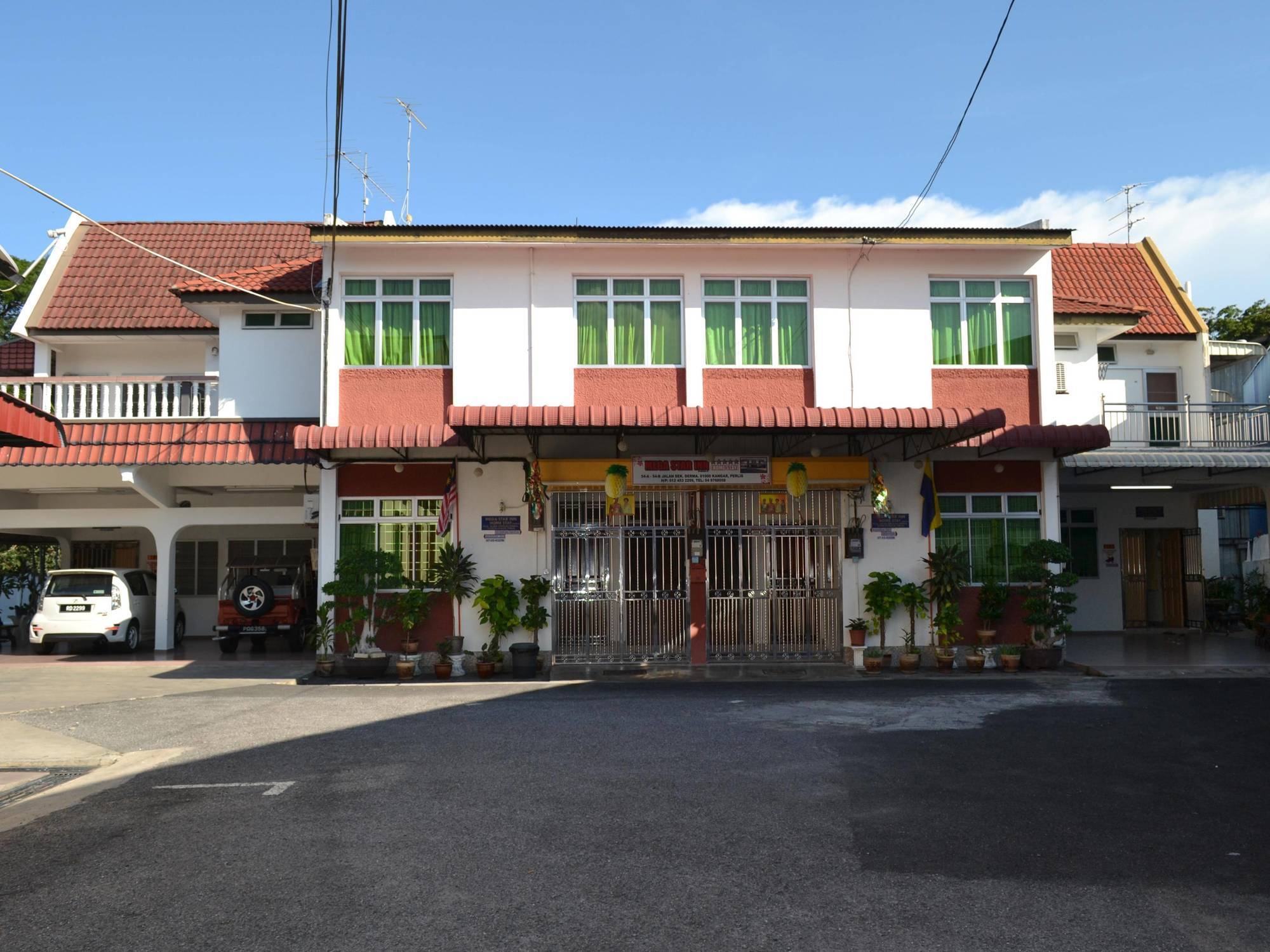 Megastar Inn Vacation Stay Kangar Εξωτερικό φωτογραφία